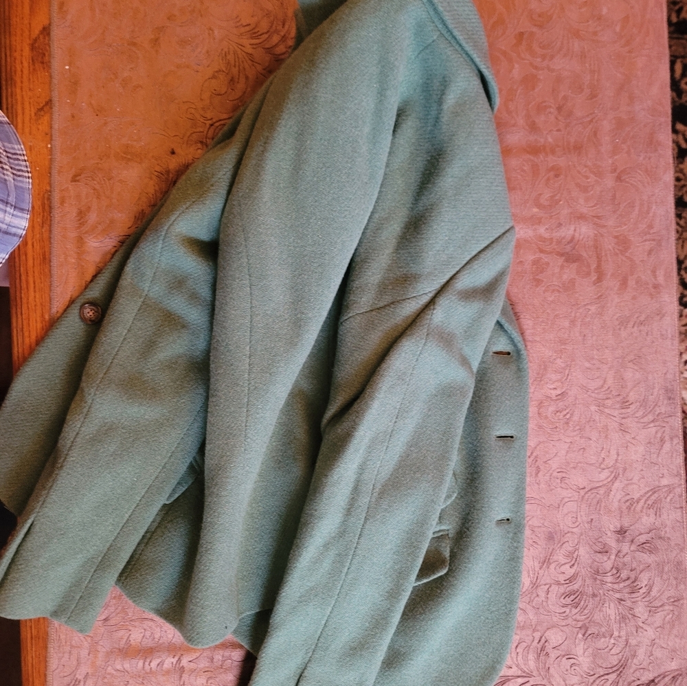 Jacket - Picture 2 of 6